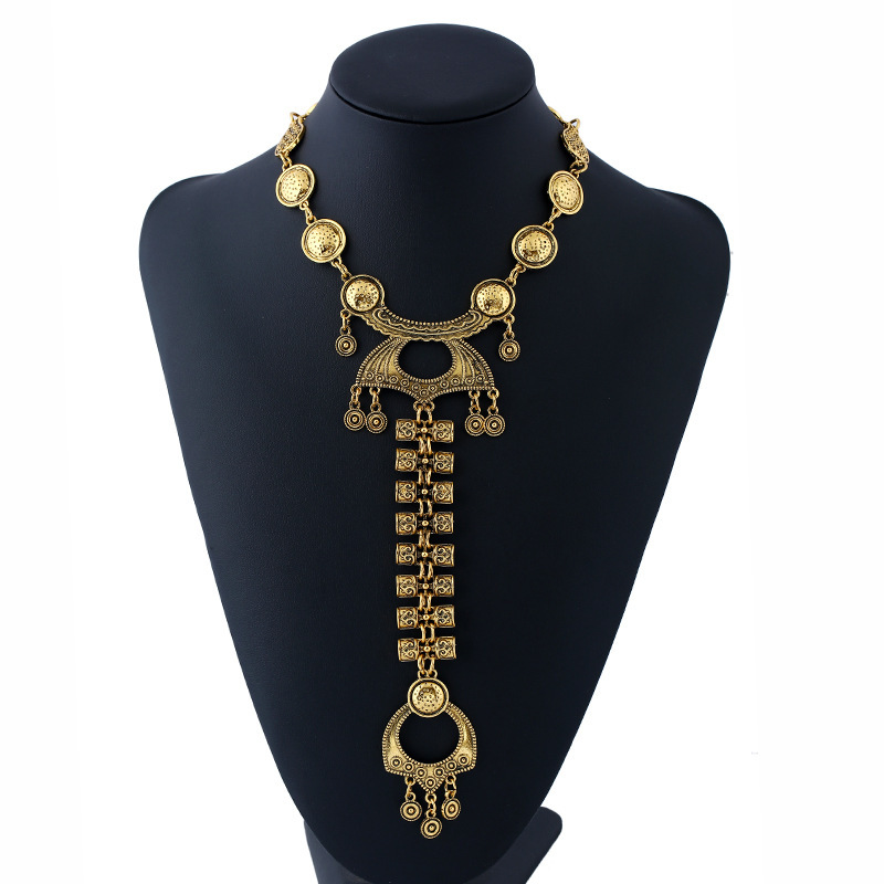 

LZHLQ 2020 Fashion Elegant Necklaces Trendy Metal Women Sweater Chain Necklace Female Accessories Sets