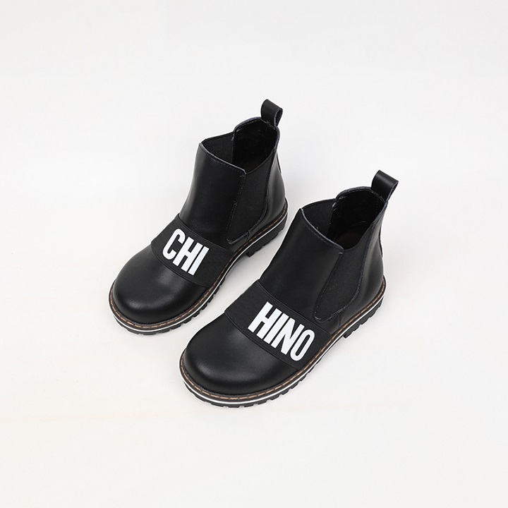 trendy low heel shoes