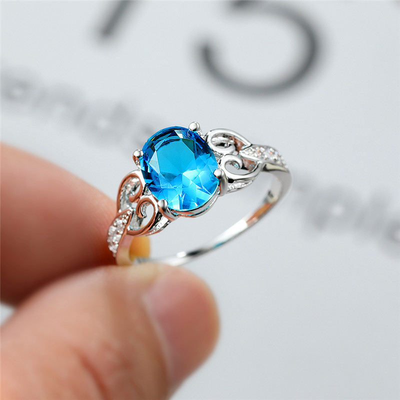

Luxury Female Blue Zircon Stone Ring Classic Silver Color Thin Engagement Rings For Women Charm Heart Oval Thin Wedding Ring