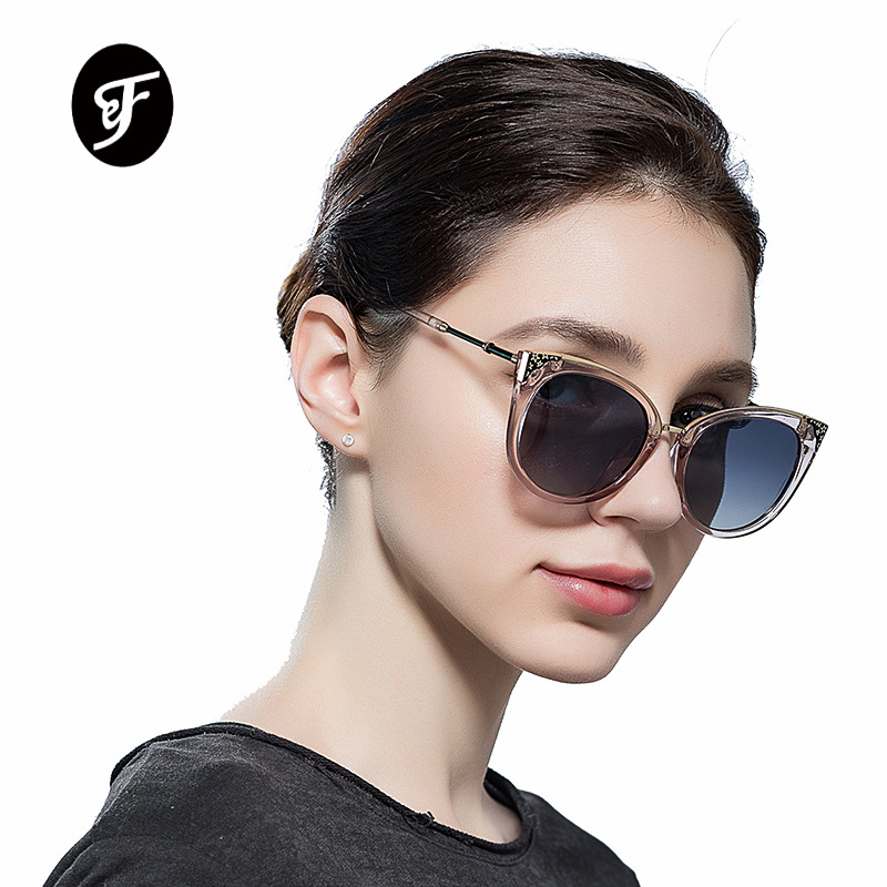 

2020 new tide brand fashion polarized ladies sunglasses frame sunglasses cat eye