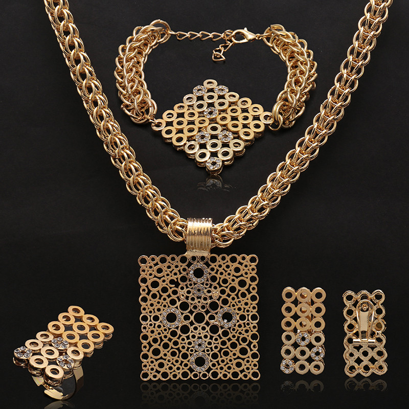

Fani Saudi Gold Woman Wedding Jewelry Set Wholesale Spain woman Accessories Joyería Jewelry Set statement Bridal, As pic
