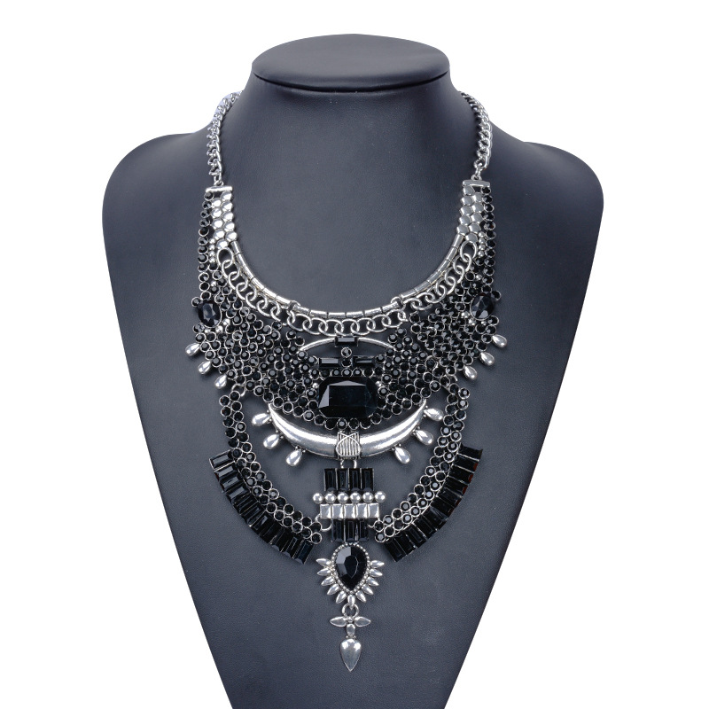 

Luxury fashion retro exaggerated full gem chain elaborate pendant banquet party vitage chain woman necklace