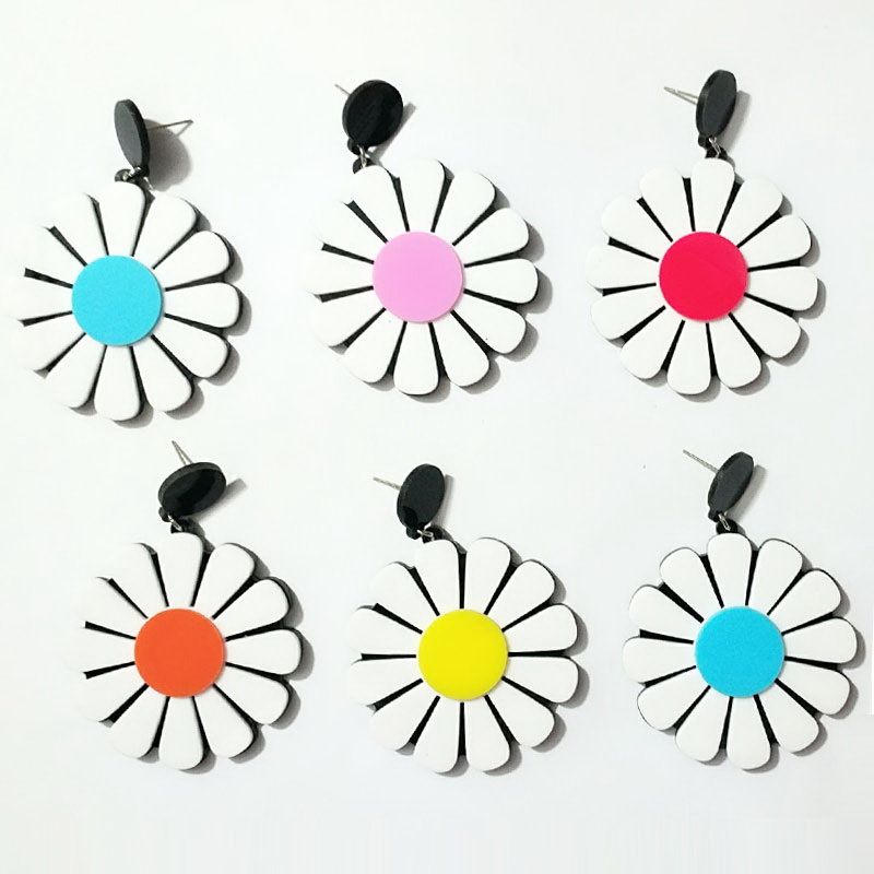 

Fashion Big Acrylic Flower Stud Earrings For Women Geometric Round Daisy Flowers Earring Fashion Jewelry Female