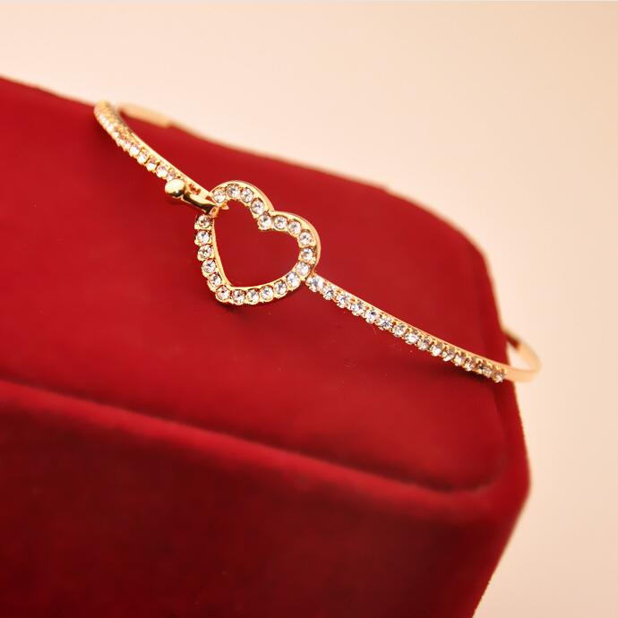 

Hot Fashion Classic Style Gold Rhinestone Love Heart Bangles Gift Bangle Cuff Plated Bracelets Jewelry For Women Feminina