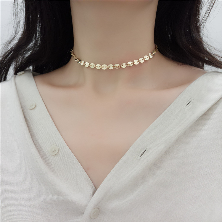 

LIWO 2020 New Round Sequined Necklace Choker Necklaces & Pendants Chains Necklaces for Women Clavicle Chain Gifts wholesale