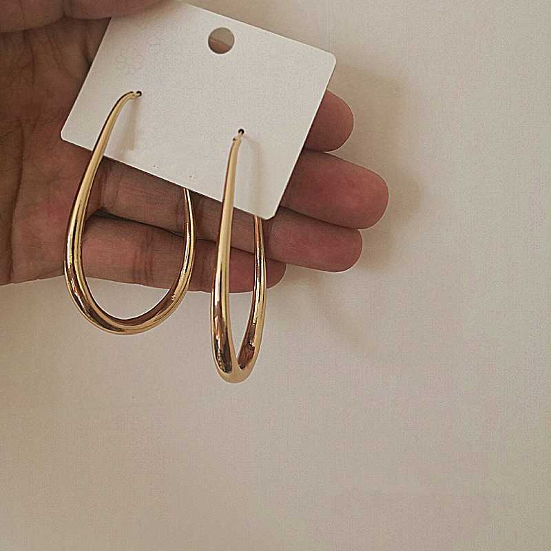 

Hoop & Huggie AOMU 2021 Korea Design Geometric Oval Gold Metal Earring Wide Round Circle Big Earrings For Women Girl Large Party Jewelry