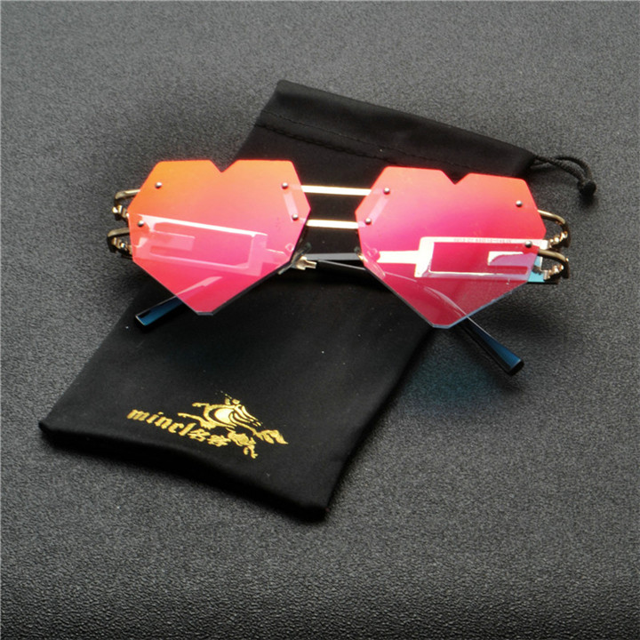 

MINCL 2020 New Fashion Love Heart Cat Sunglasses Women Brand Designer Vintage Small Pink Sun Glasses Shades UV400 NX
