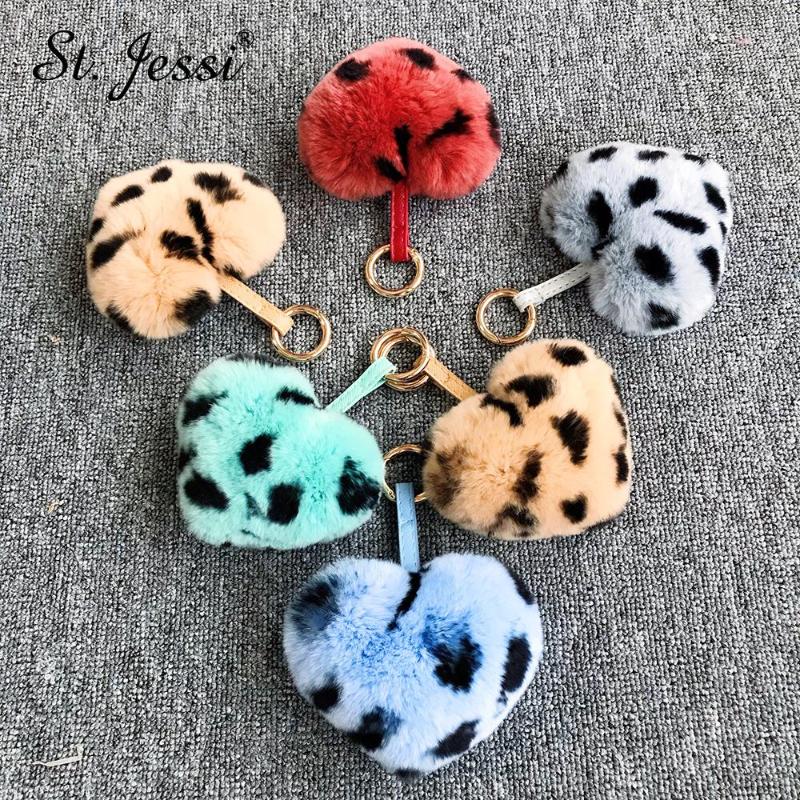 

10cm Real Natural Rex Fur Cute Fluffy Heart Keychain Women's Pom Poms Girl's Bag Pendant Car Key Ring Jewelry Accessories