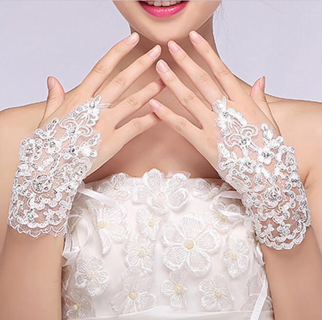 

2 Pcs/Lot beaded lace gloves hook finger gloves short paragraph fingerless wholesale