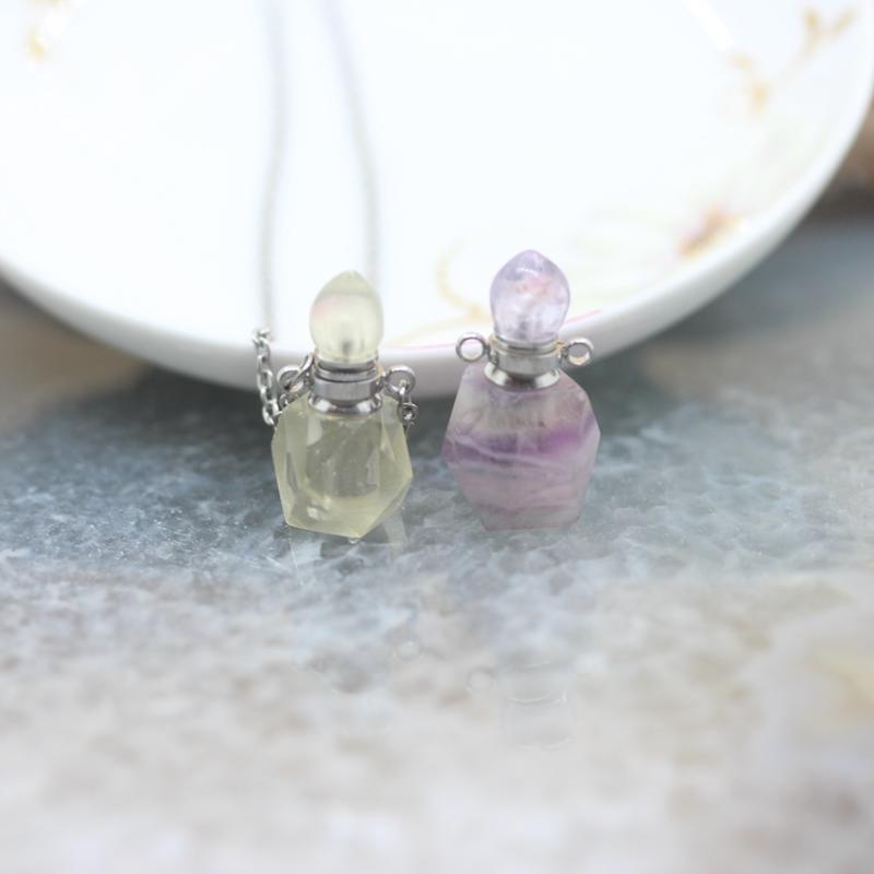 

Natural fluorescent Gems Perfume Bottle silvers Chains,Faceted Lemon crystal Quartz Essential oils diffuser Necklace jewelry