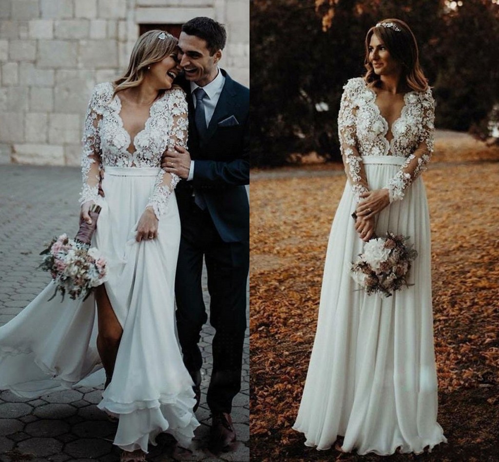 New Country Style Dresses Lace Applique Deep V Neck Long Illusion Sleeves Bridal Gowns Sweep Train Boho Bohemain Wedding Dress