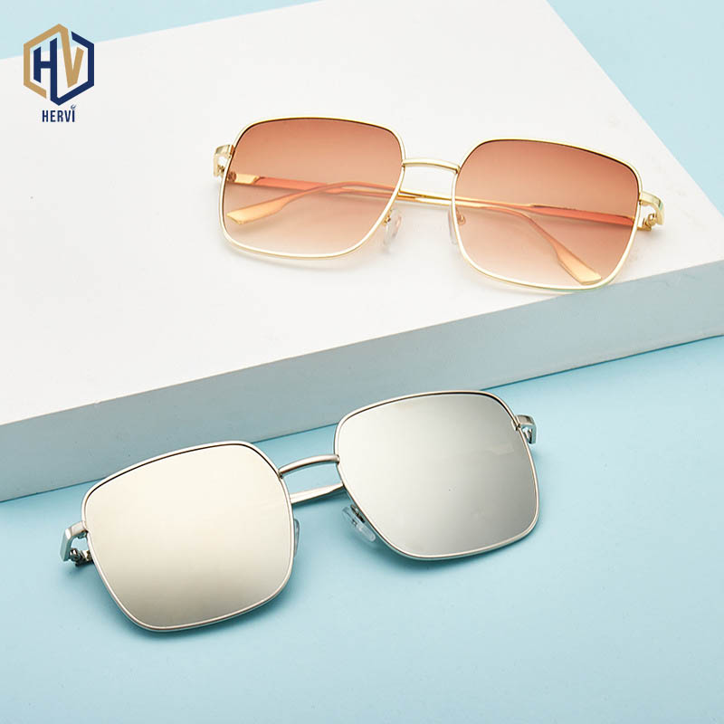 

Sunglasses Luxury Square Women Brand Designer Retro Alloy Big Frame Sun Glasses Vintage Gradient Eyewear UV400