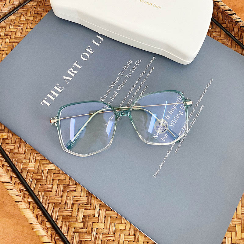 

Women Anti Blue Ray Light Filter Glasses for Computer Protection Blocking Gaming Men Glasses Fashion Square Irregular Eyeglasses