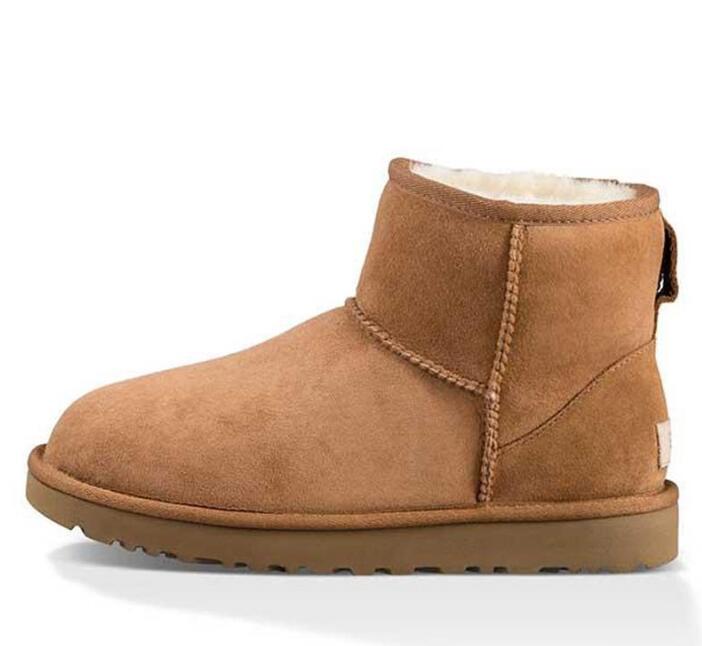 

2020 new Boots Women Australia Classic Winter Snow Short Bow Ankle Knee Sequins Pendant Black Red Brown Blue Womens Girls Boot, Have logo