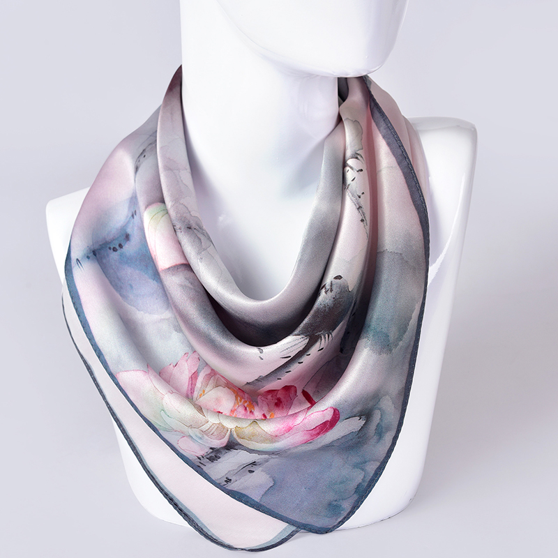 

100% Pure Silk Square Neck Scarf Women Bandana Handkerchief Flower Print Natural Real Silk Neckerchief Headscarf Designer