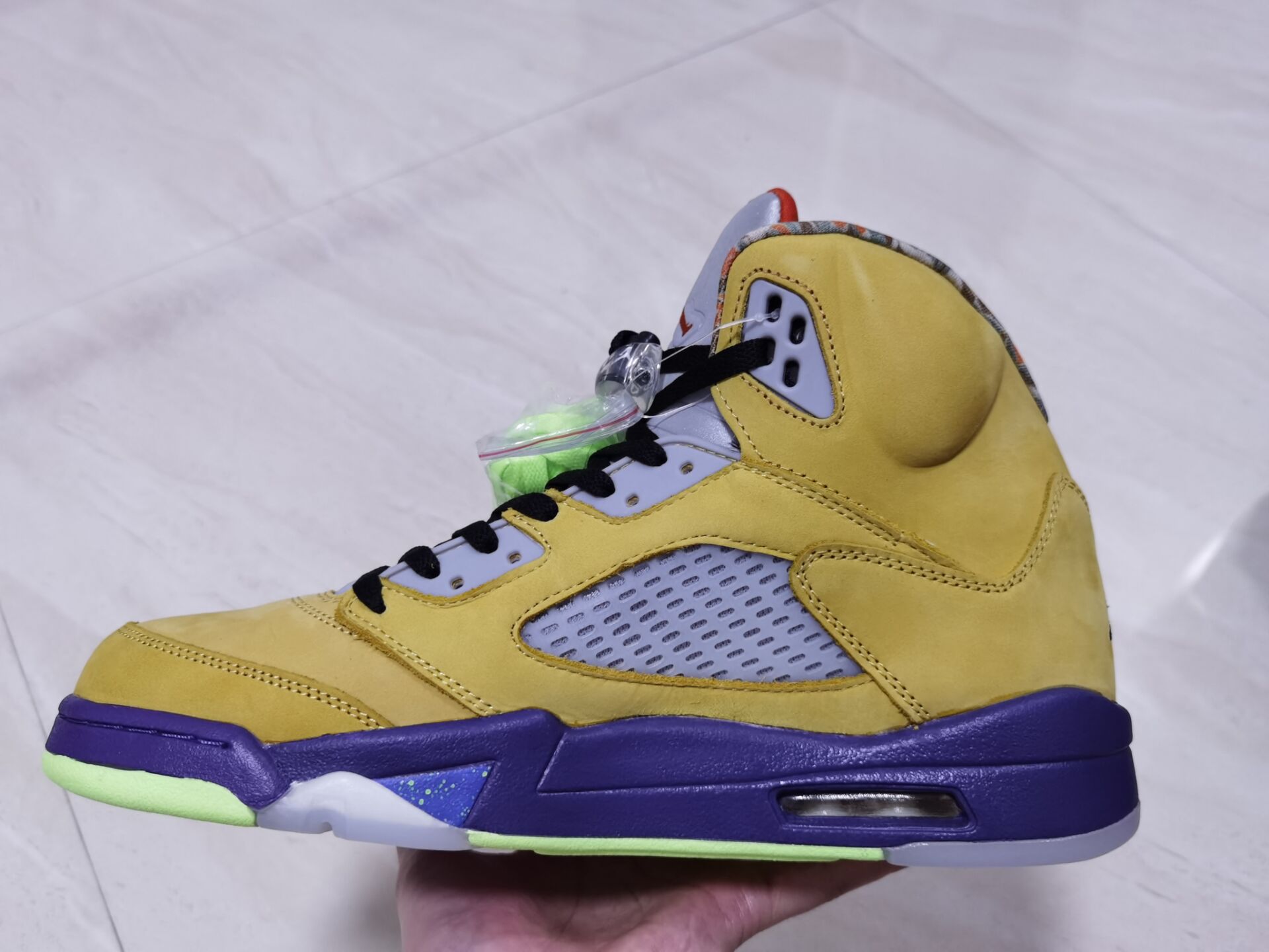 

2020 basketball shoes men sneakers shoes jWhat The Red Yellow, Multi