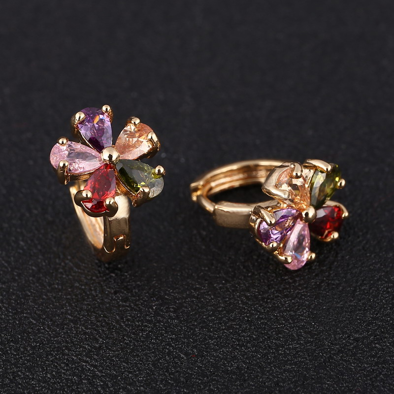 

Colorful Sun Flower Design Hoop Earring For Girl Delicate Crystal Jewelry Gold-color Mini Earring For Wedding