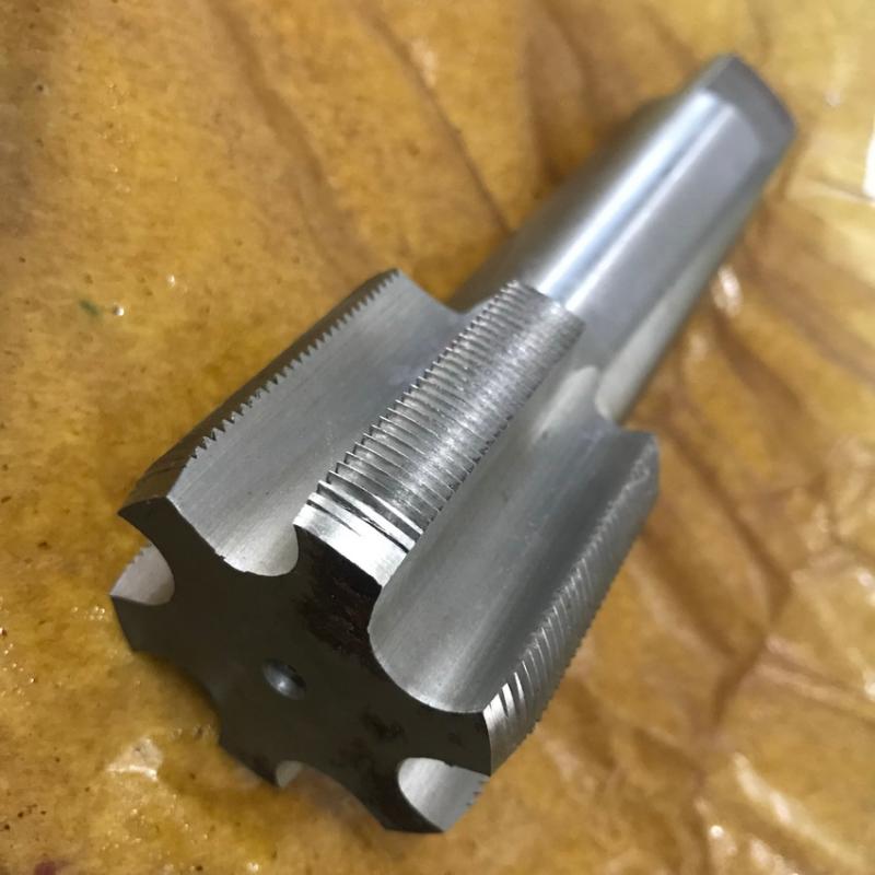 

Free shipping 1PC HSS6542 made machine HSS tap M50*1.0/1.5/2.0/3.0/4.0/5.0mm for threading steel iorn aluminum metal workpiece