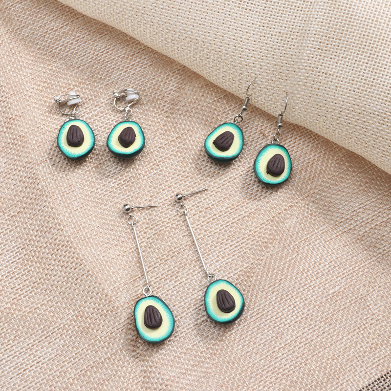 

Web celebrity temperament joker girl heart no ear pierced earrings fashion joker is pure and fresh and green avocado long earrin