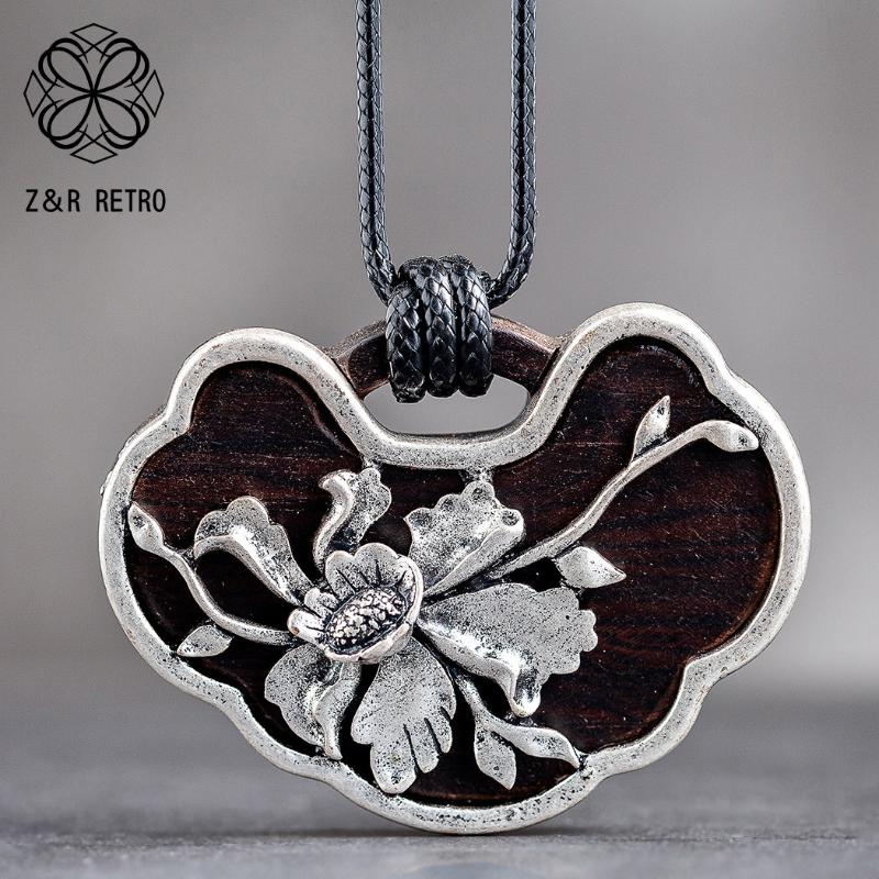 

Wooden Lotus Decoration Vintage Celebrity Collar Neckless Women's Pendant Jewellery Long Necklace for Grandmother's Day Gift Mom