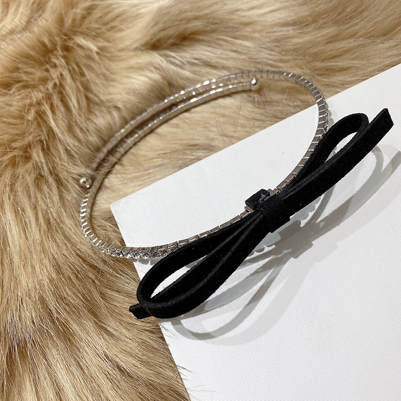 

Women Hiphop Colliers Crystal Bowknot Chokers Necklaces for Women Rock Choker Black Pu Bowknot Rhinstone Collars Femme Jewelry