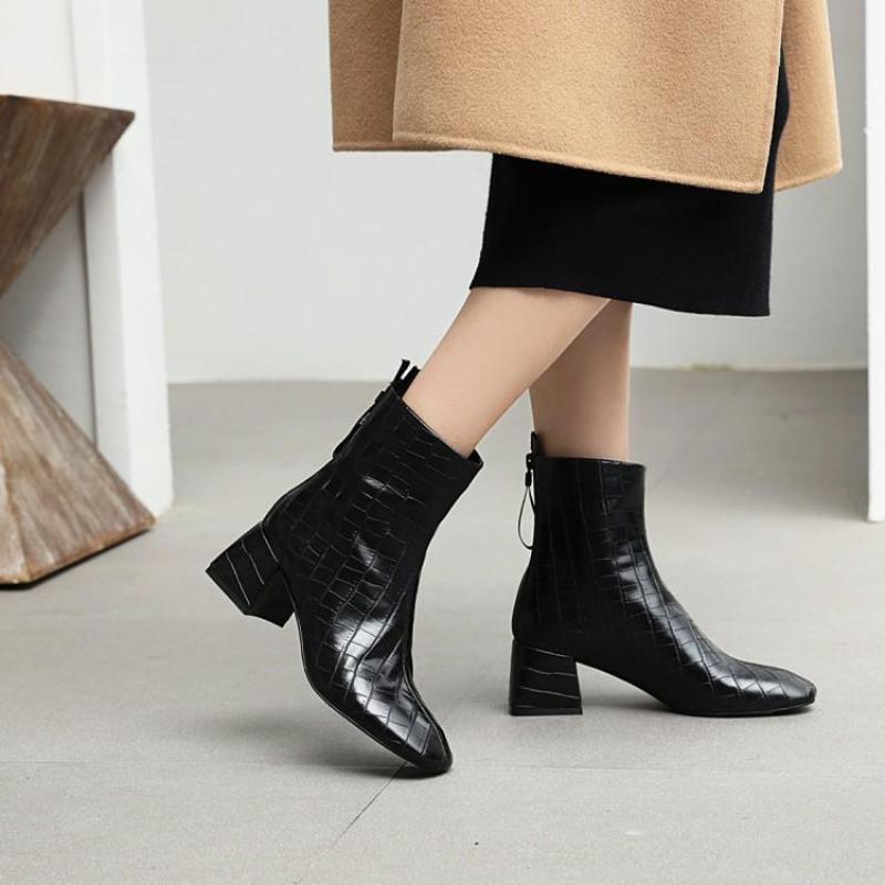 

Stone Pattern Square Head Short Boots Autumn 2020 New Square Heel Fashion Women Boots Back Zipper White Ankle Shoes, Black