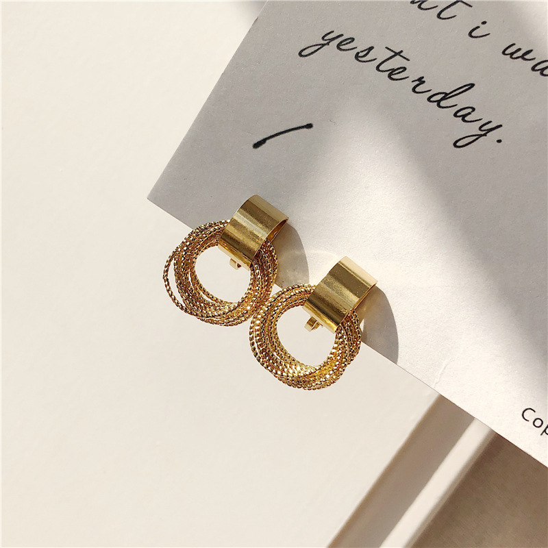 

Modern Women's Earrings 2020 Fashion Circle Geometric Dangle Earrings For Women Jewelry Accessories Bohemian Pendants