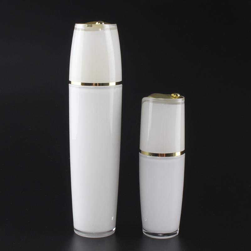

Unique Packaging Cosmetics Lotion/Spray Pump Bottle,30ml White/Black Bottle