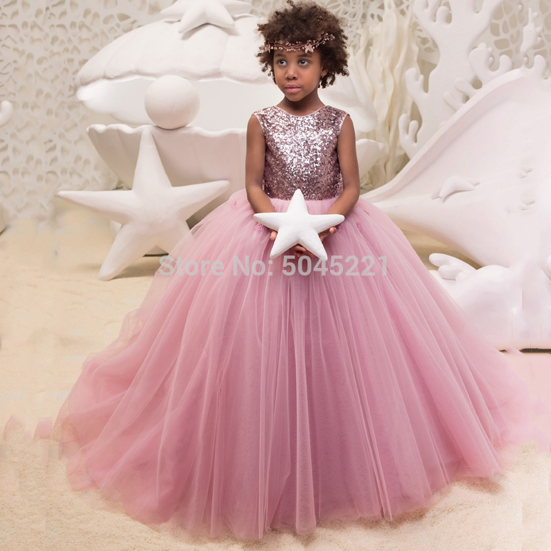 

Pink New Arrival Flower Girls Beaded Sleeveless Tulle V-back Ball Gowns Chapel Train Girl First Communion Princess Wedding Dress, Black