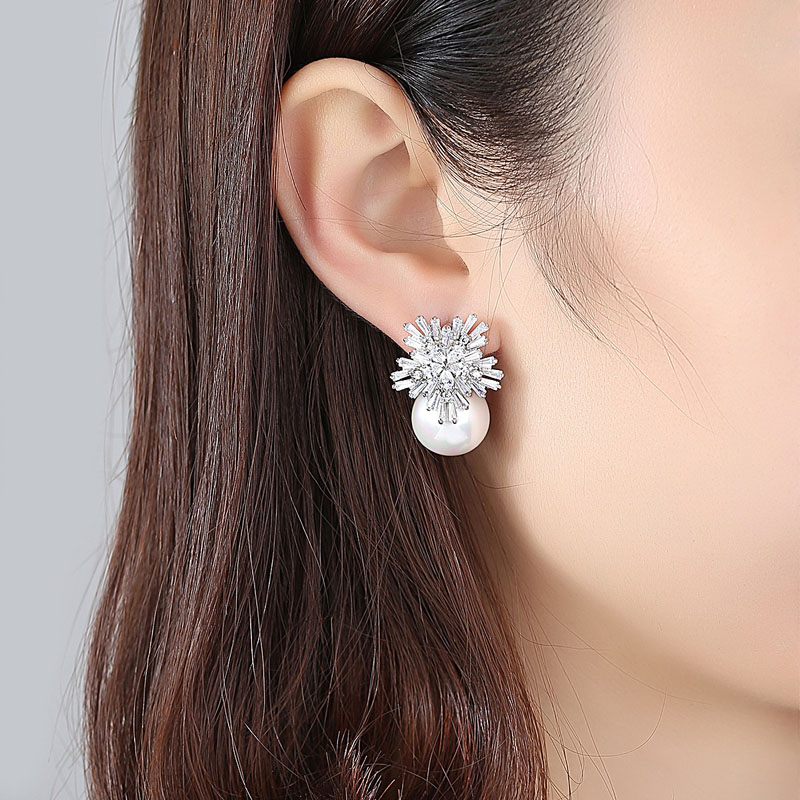 

SLBRIDAL Copper Alloy Cubic Zirconia Pearls Stud Earrings CZ Earring Wedding Bridal Earring Fashion Jewelry Girls Women Earrings