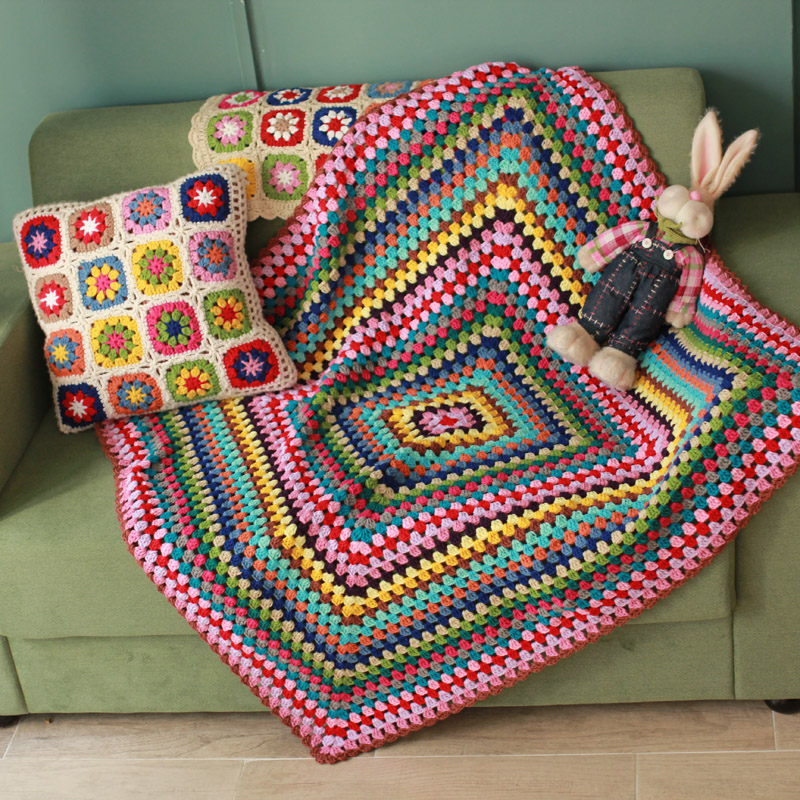 

Handmade afghan blanket cushion scappa scarf carpet Hand hooked fashion crochet blanket cushion felt granny square