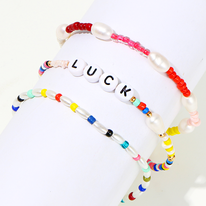 

Charm Bracelets KOMi Love You Honey Letters & Bangles Colorful Ropes For Women Adjustable Drawstring Name Jewelry E0420