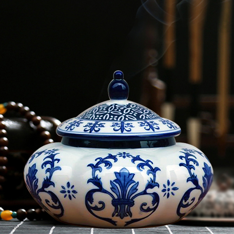 

CLASSICAL BLUE AND WHITE PORCELAIN ORNAMENTS WARE STORAGE JAR CRAFTS CANDY COFFEE STORAGE JAR LIVING ROOM HOME DECORATION MODERN