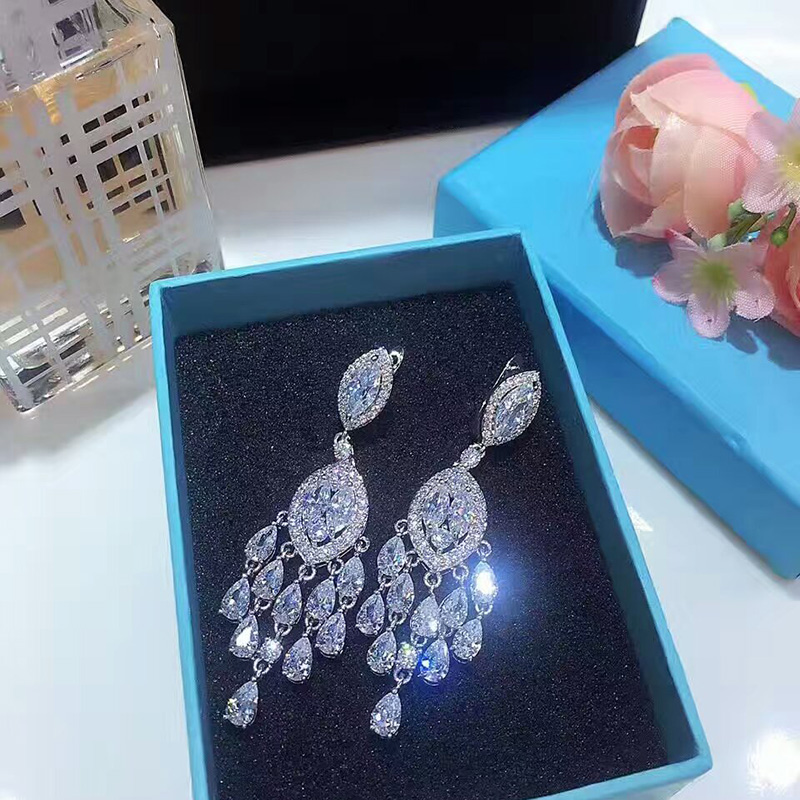 

YAN MEI European And American Fashionable Big Exquisite Plant Zircon Horses Eyes Wedding Dress Clear Rhinestone Earrings GLE6277