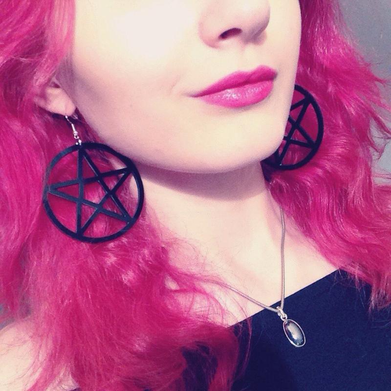 

Hippie Acrylic Big Black Pentagram Star Earrings Dangle Hanging Earings Gifts for Women Party Fashion Jewelry Aretes De Mujer