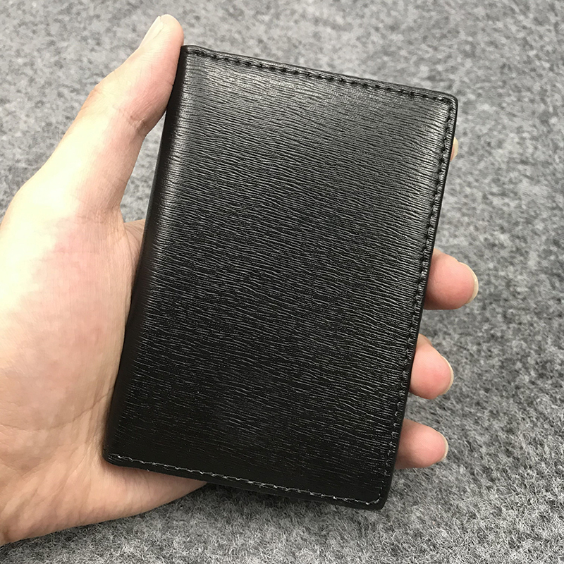Titulaires de cartes Highquality Mens Portefeuilles en cuir Pliant clips de trésorerie Portable Sacs à main livrés avec une boîte