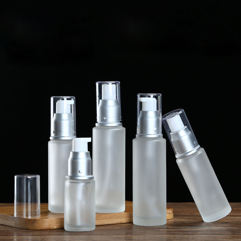 

15pcs 20/30/50ML Empty Frosted Glass Bottle Perfume Spray Bottle Silver Lid Cosmetic Toner Lotion Pump Vial Glass Atomizer
