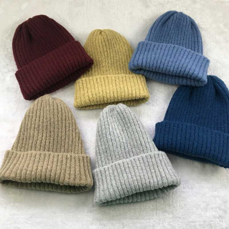 

New High Quality Women Solid Knitted Warm Soft Trendy Hats Simple Korean Style Womens Wool Casual Caps Elegant All-match Beanie