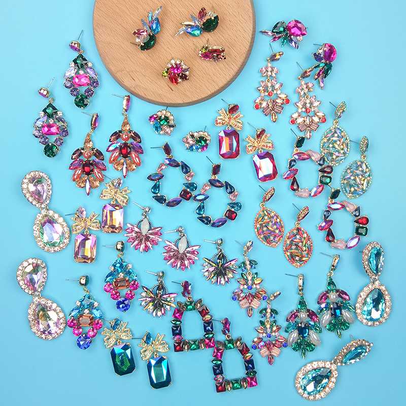 

Pauli Manfi Fashion Rainbow Multi Color Rhinestone Dangle Earrings for Women Luxury Bohemian Colorful Glass Drop Earring Jewelry