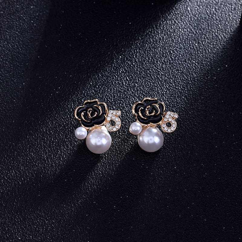 

Stud 5 Camellia Flowers Asymmetric Earrings Shadow Quality Women Pink Flower Pearl