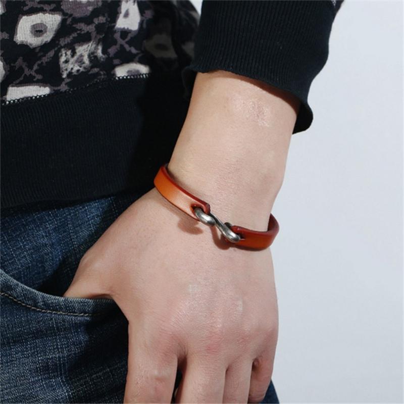 

New Design Fashion Simple Leather Bracelet Retro Men Fashion Punk Leather Bracelet Gift For Lover Delicate