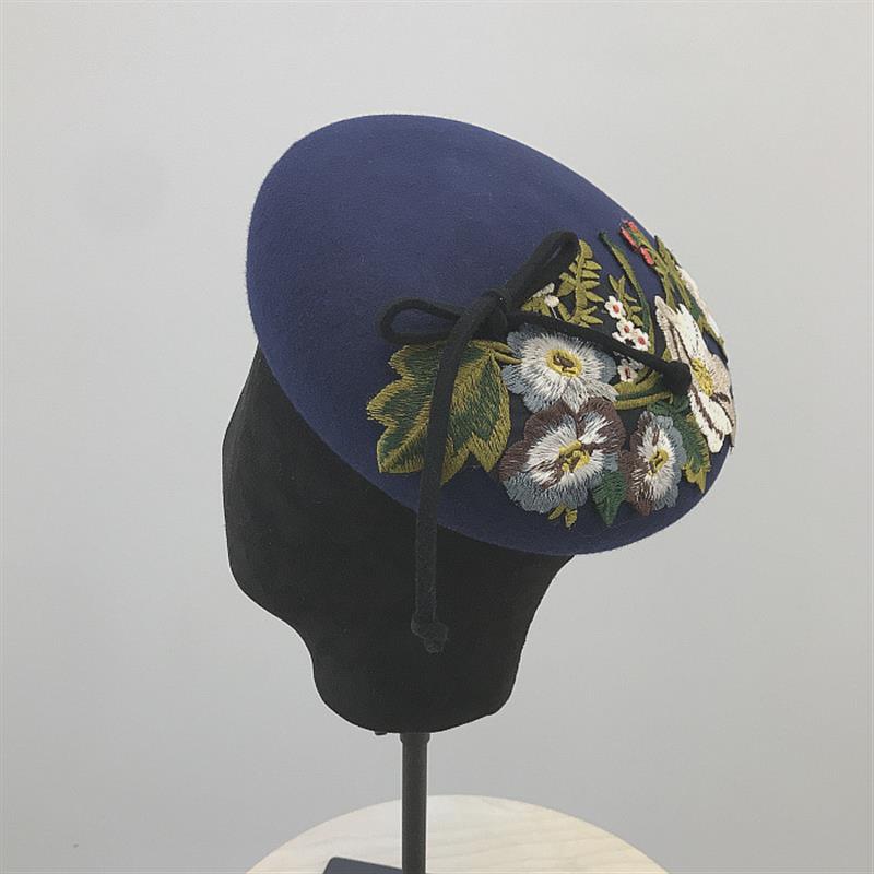 

New Classical National Chic Warm Soft Winter Berets Embroidered Leaves Flower Women Hats Wool Beanie Hat Ladies French Hat, Black