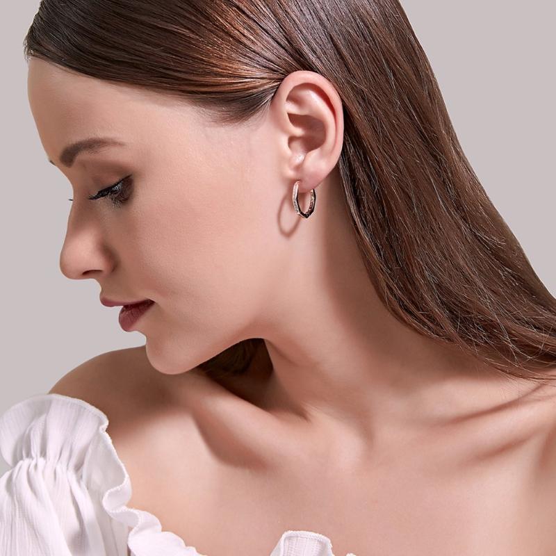 

Simple Plain Gold Color Metal Pearl Hoop Earrings Fashion Big Circle Hoops Statement Earrings for Women Party Jewelry Hot