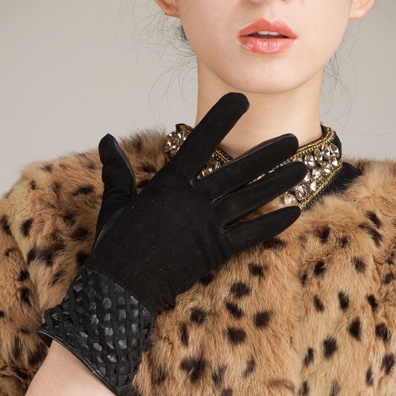 

Women's fashion woven mesh decorative sheepskin gloves · Winter fashion personality · Keep warm leather gloves