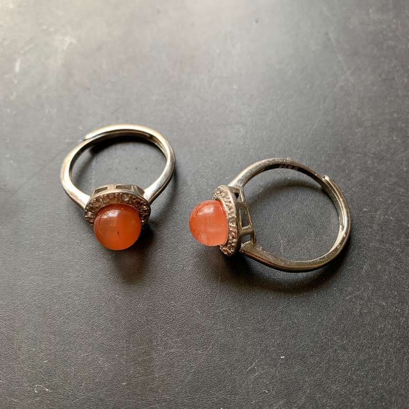 

Natural Nanhong Carnelian Balls Stone Rings Adjustale Women Girls Open Ring Silver-color Plated Ring Free Size 1pc
