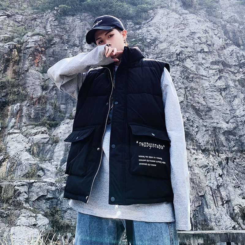 

Oversized Thick Sleeveless Jackets and Waistcoats for Men Vests Winter Clothing with 2 Pockets Harajuku Fashion Cargo Streetwear, Beige