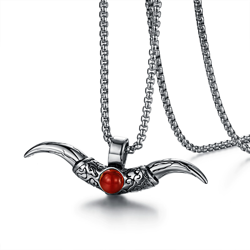 

Valily Punk Vintage Ox Horn Pendant Necklace Stainless Steel Cool Horn Necklace with Red Aagate Stoen Necklaces Jewelry