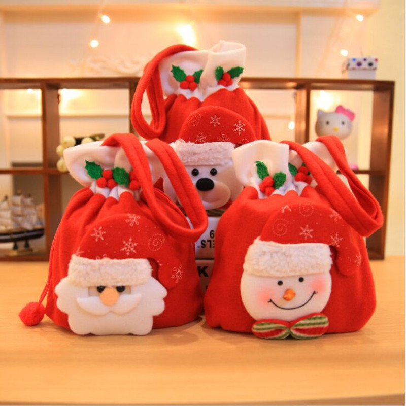 

2pcs red color cute Christmas decoration lapelette candy handbag children's kindergarten mall Christmas apple gift bag supplies
