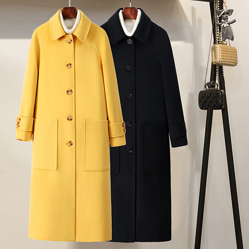 

Fashion women's 2020 new winter Hepburn wind yellow woolen coat female long section Korean version of the woolen coat tide Loose