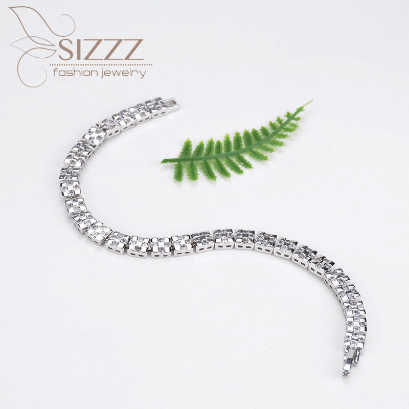 

2020 Hot New jewelry wholesale micro inlaid exaggerated with Europe and America Bracelet&Bangles for women